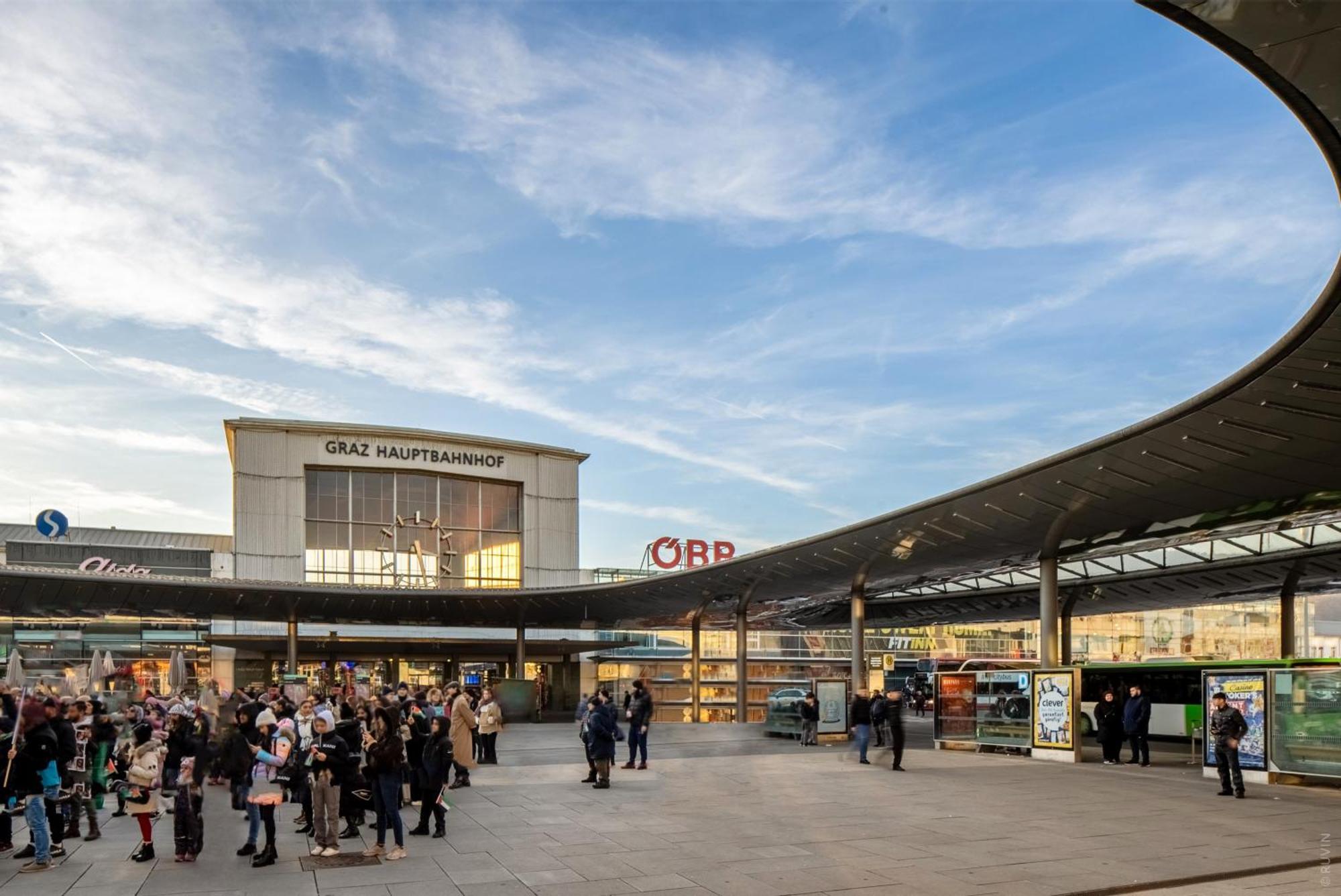 Whats-App Self-Check-In - Apartment Am Hauptbahnhof Graz Exteriör bild