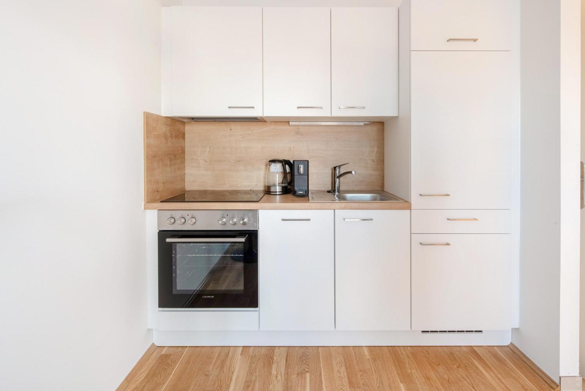 Whats-App Self-Check-In - Apartment Am Hauptbahnhof Graz Exteriör bild