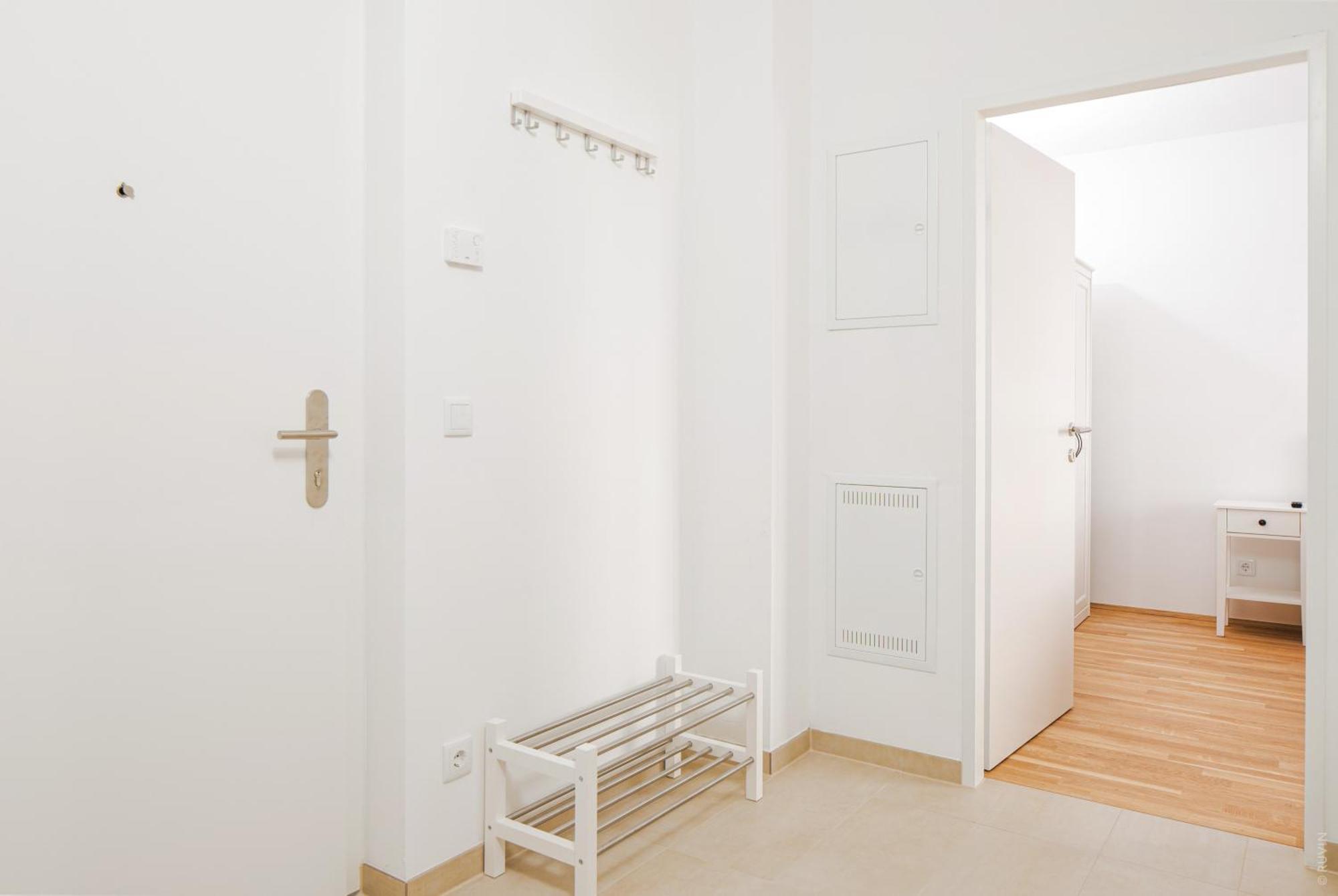 Whats-App Self-Check-In - Apartment Am Hauptbahnhof Graz Exteriör bild